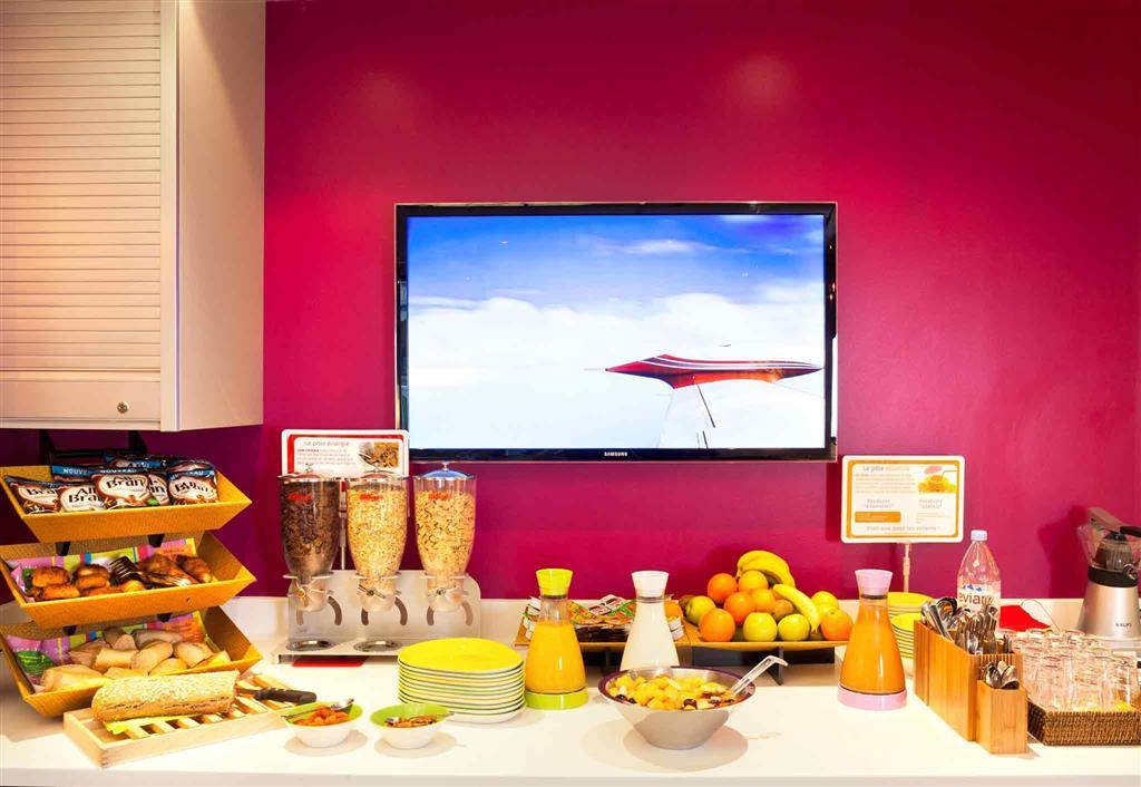 Ibis Styles Nantes Centre Place Graslin المطعم الصورة
